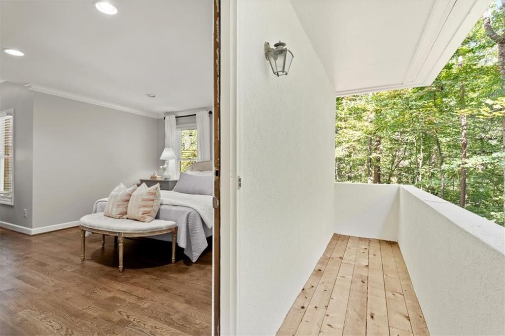 1525 Huntingford Drive