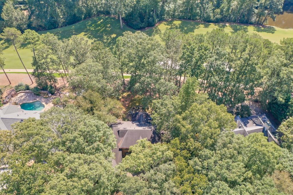 521 Pine Valley Road SE