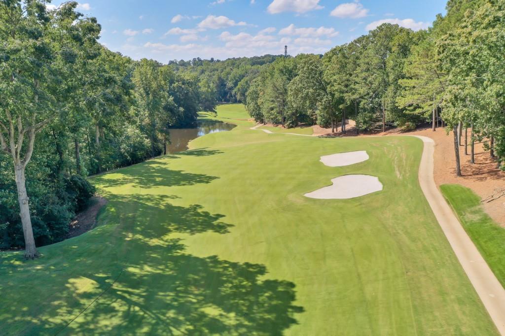 521 Pine Valley Road SE