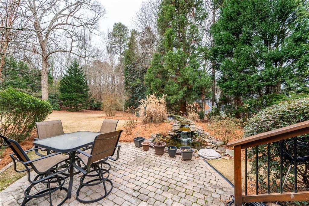 1351 SHEFFIELD Parkway