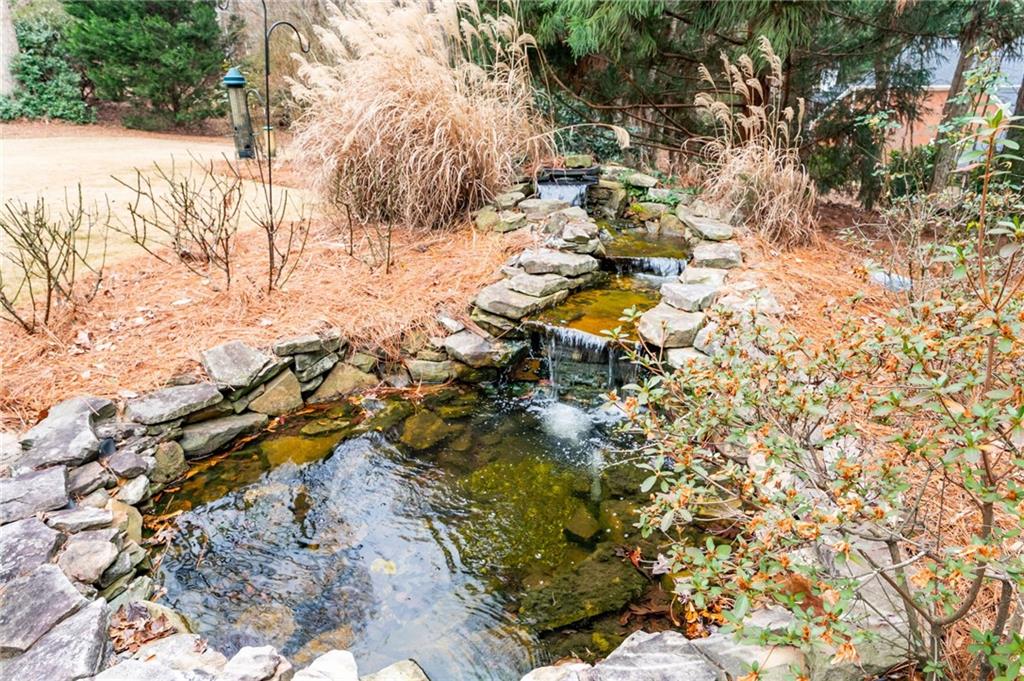 1351 SHEFFIELD Parkway