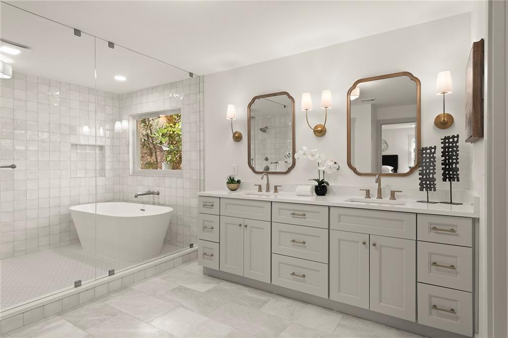 3987 Bonnington Court