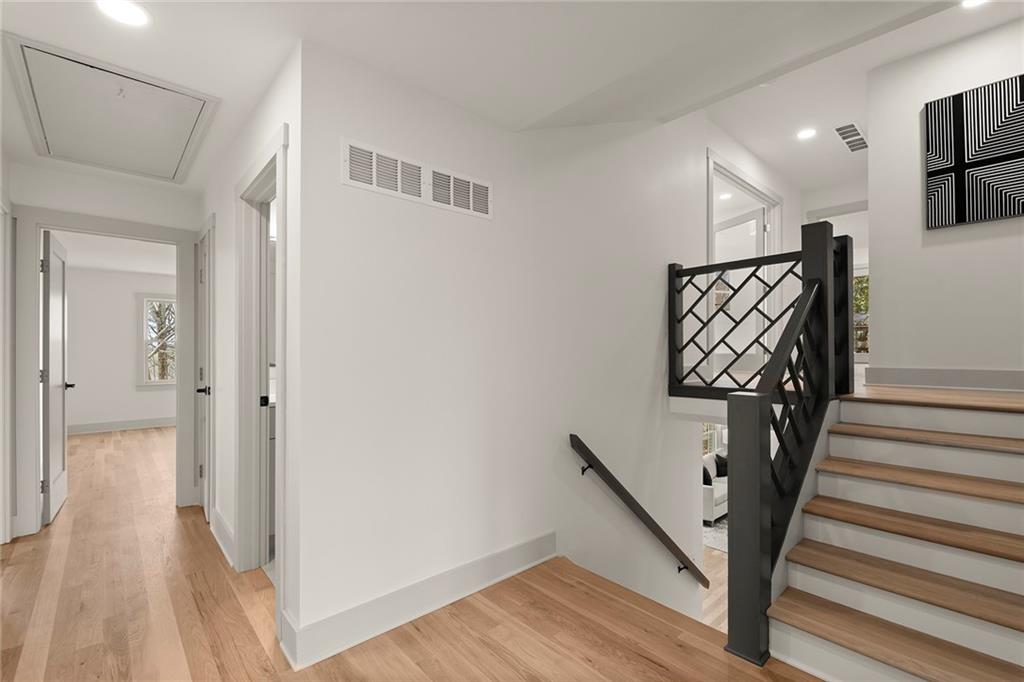 3987 Bonnington Court