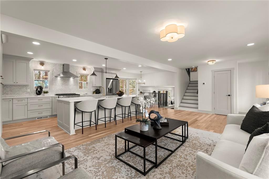 3987 Bonnington Court