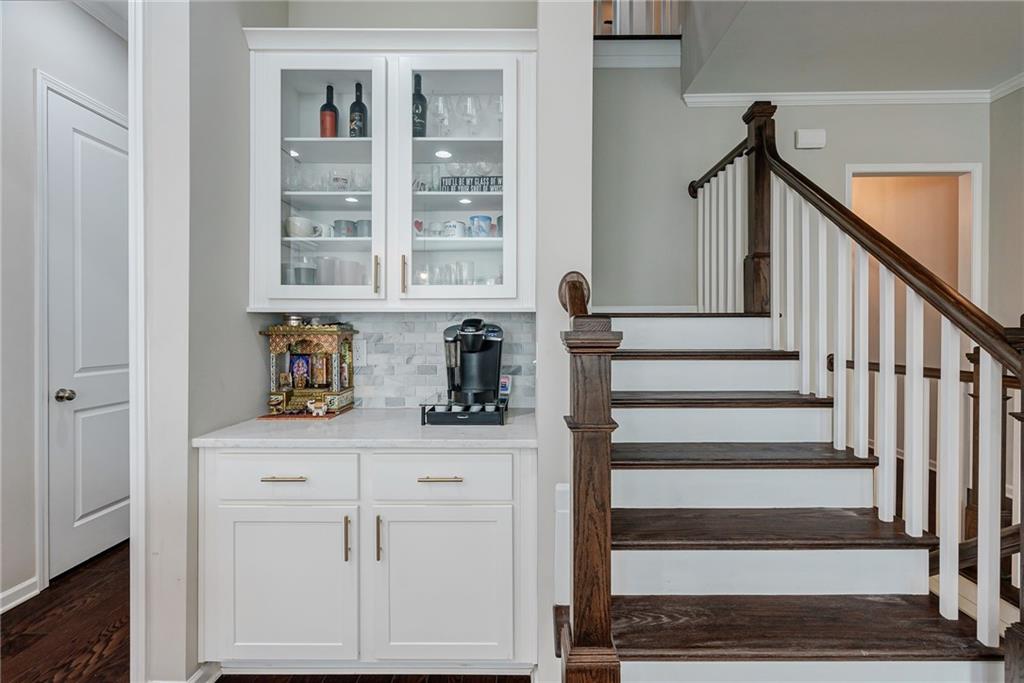 2124 Sonoma Drive SE