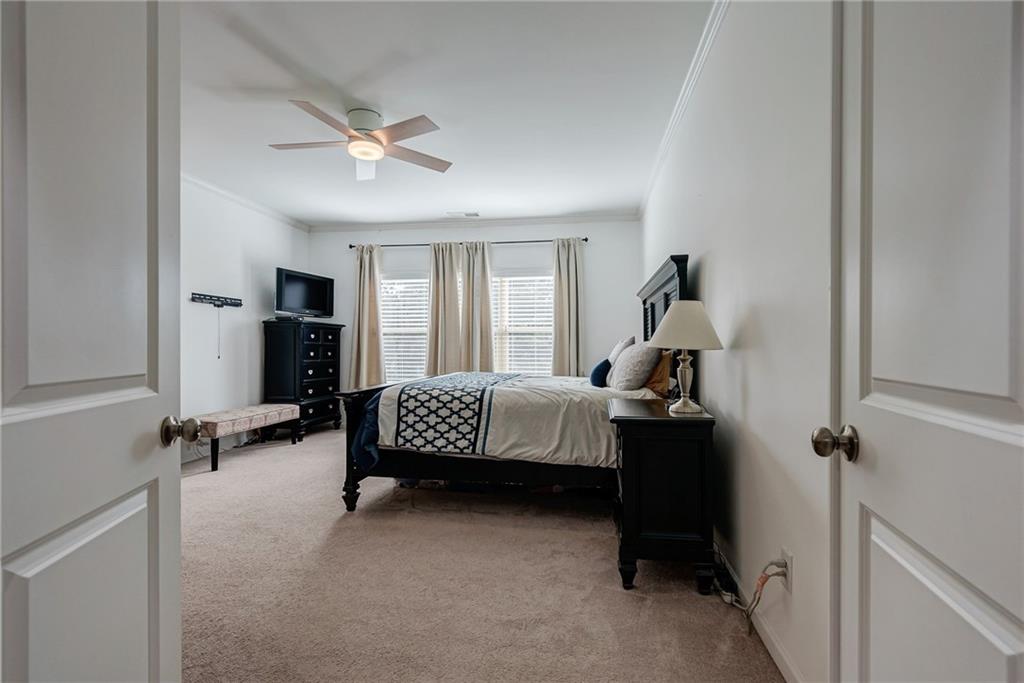 2124 Sonoma Drive SE