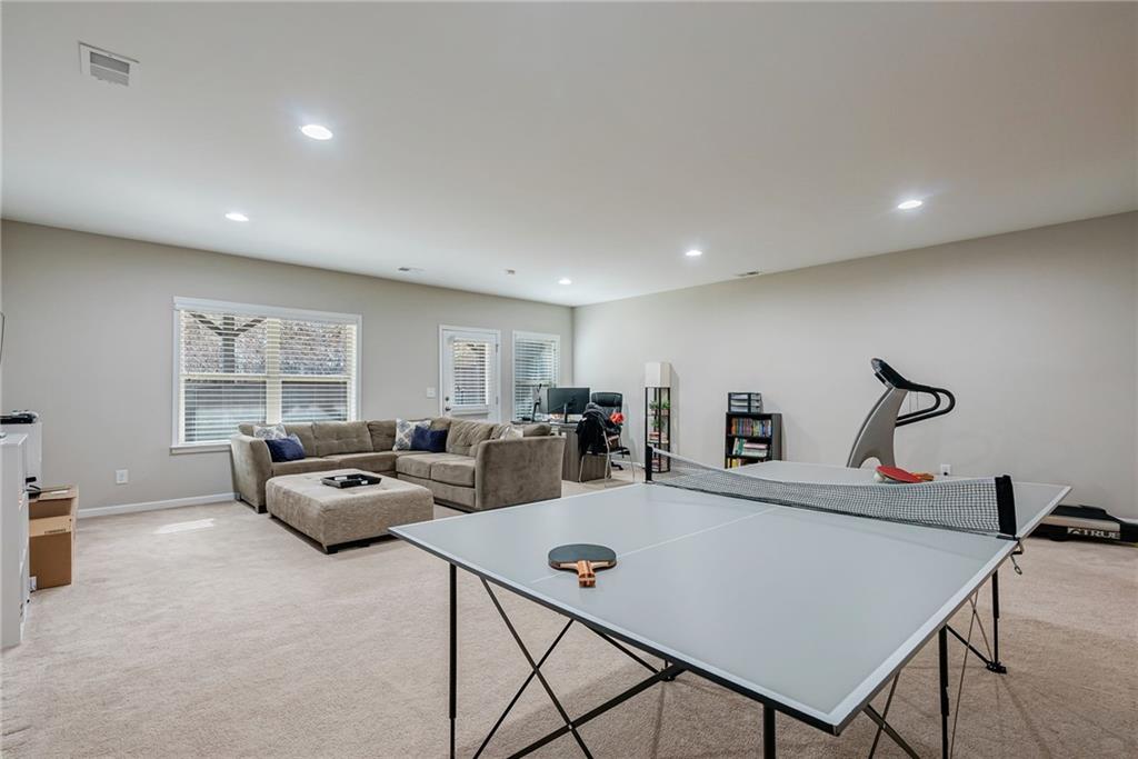 2124 Sonoma Drive SE