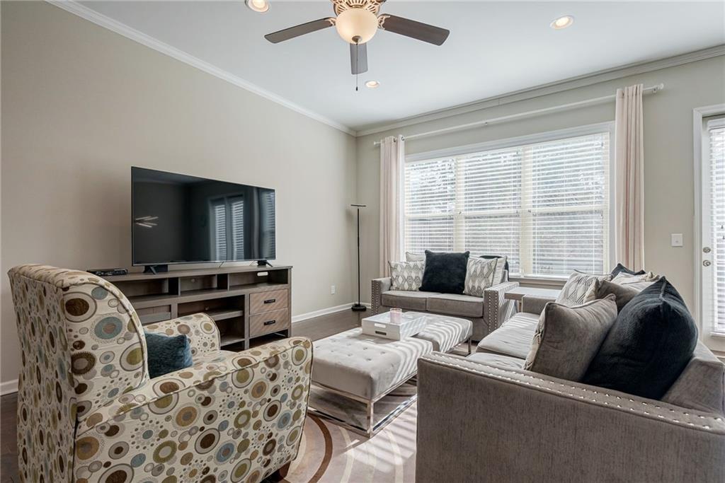 2124 Sonoma Drive SE