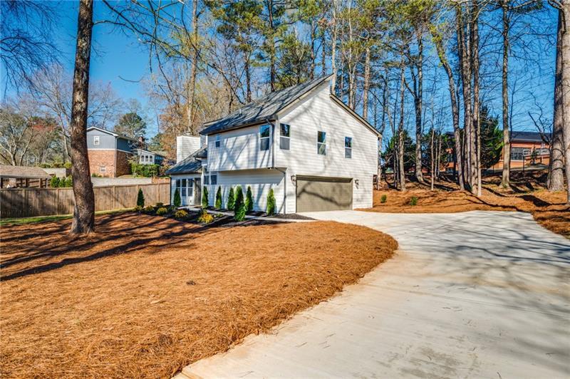 4445 Cove Island Drive NE