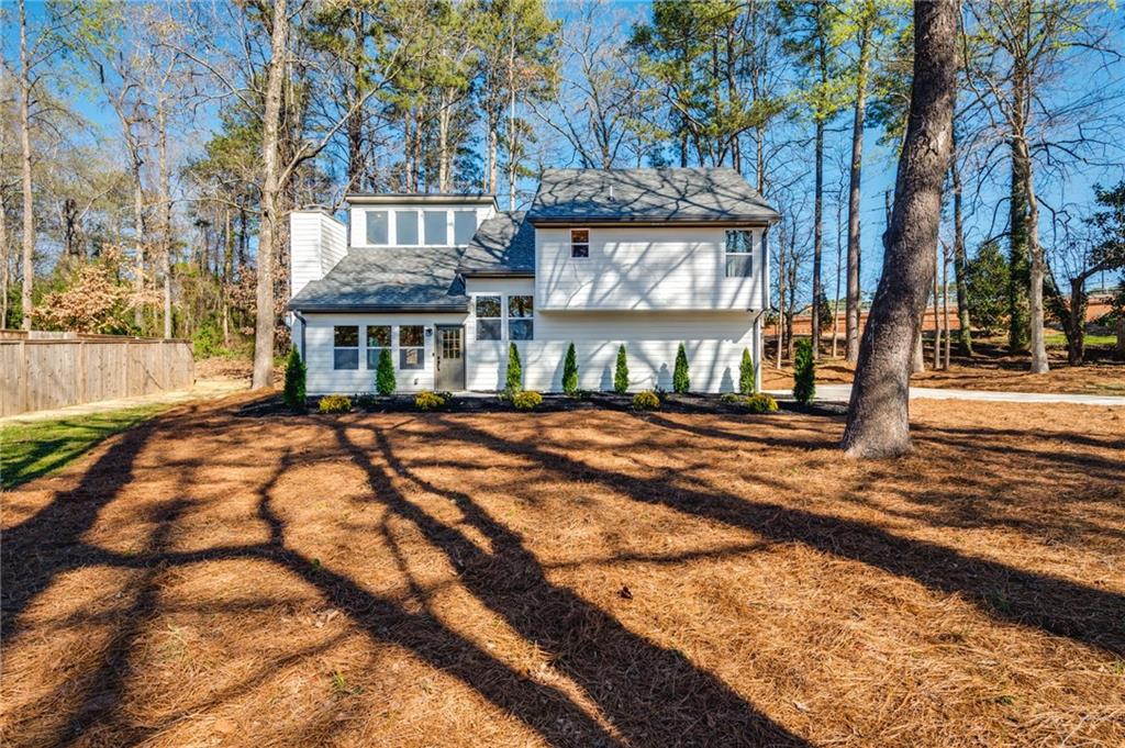 4445 Cove Island Drive NE