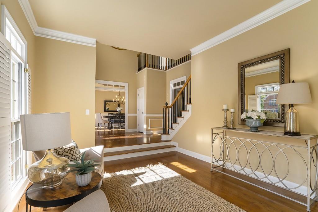 1161 Clarendon Drive