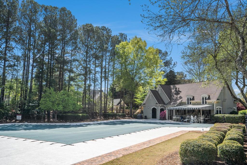 1161 Clarendon Drive