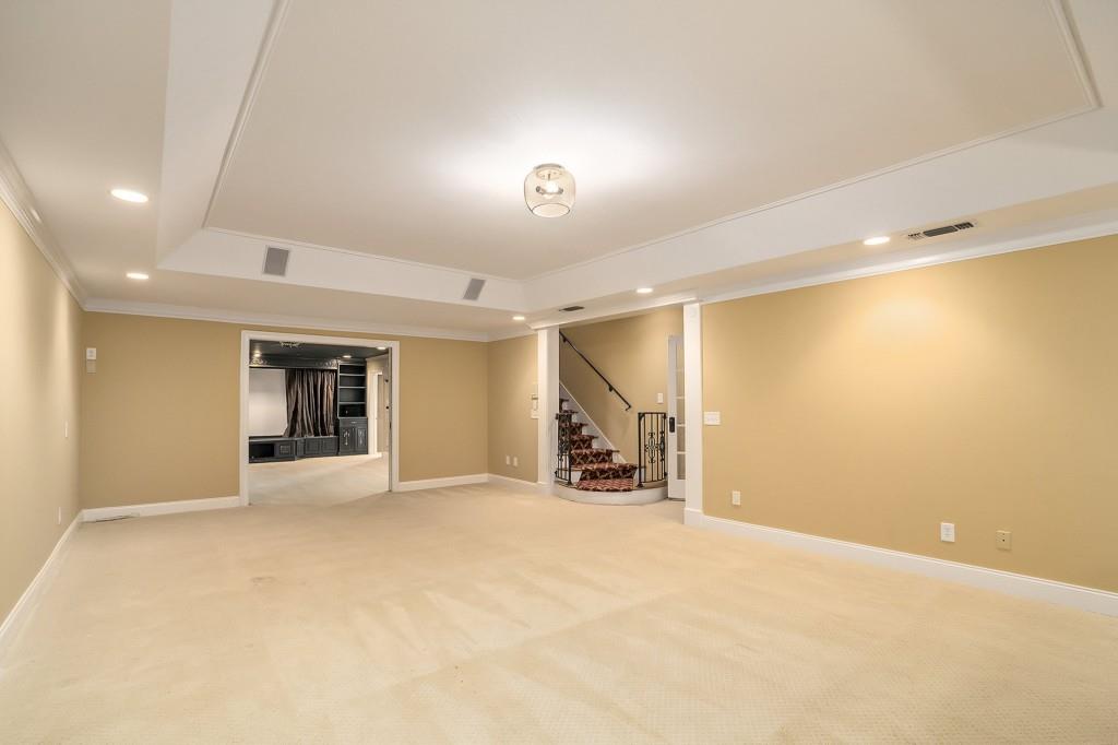 1161 Clarendon Drive