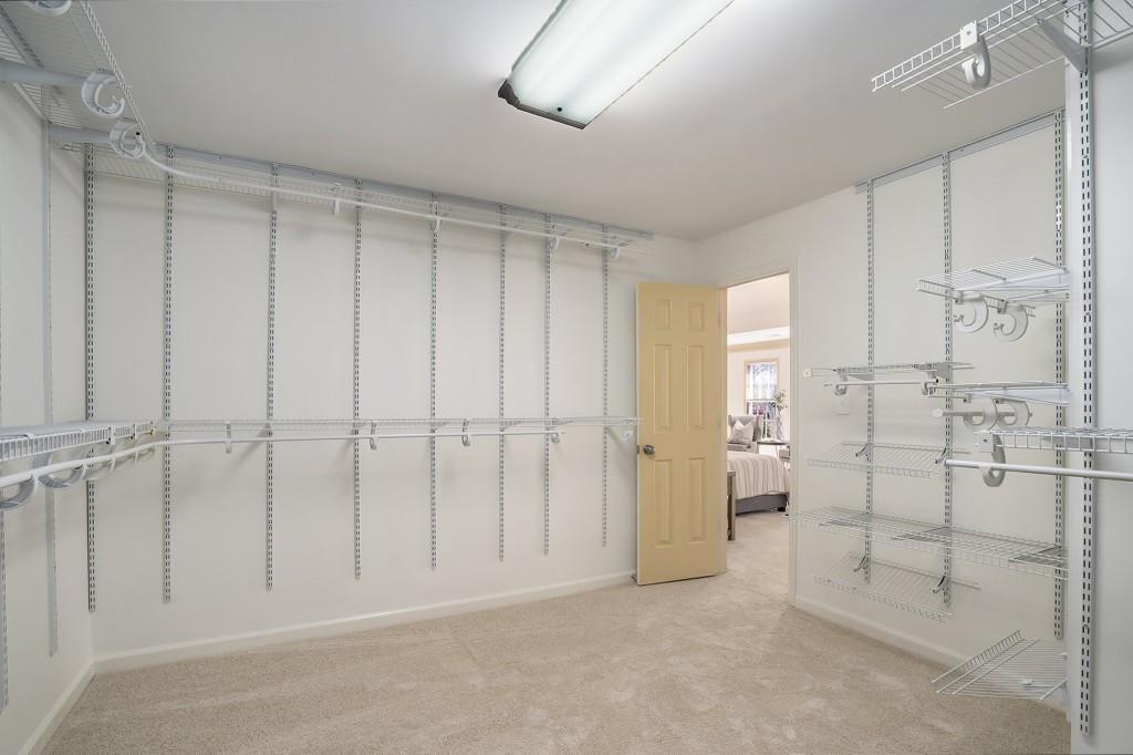 1161 Clarendon Drive