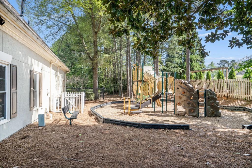 1161 Clarendon Drive