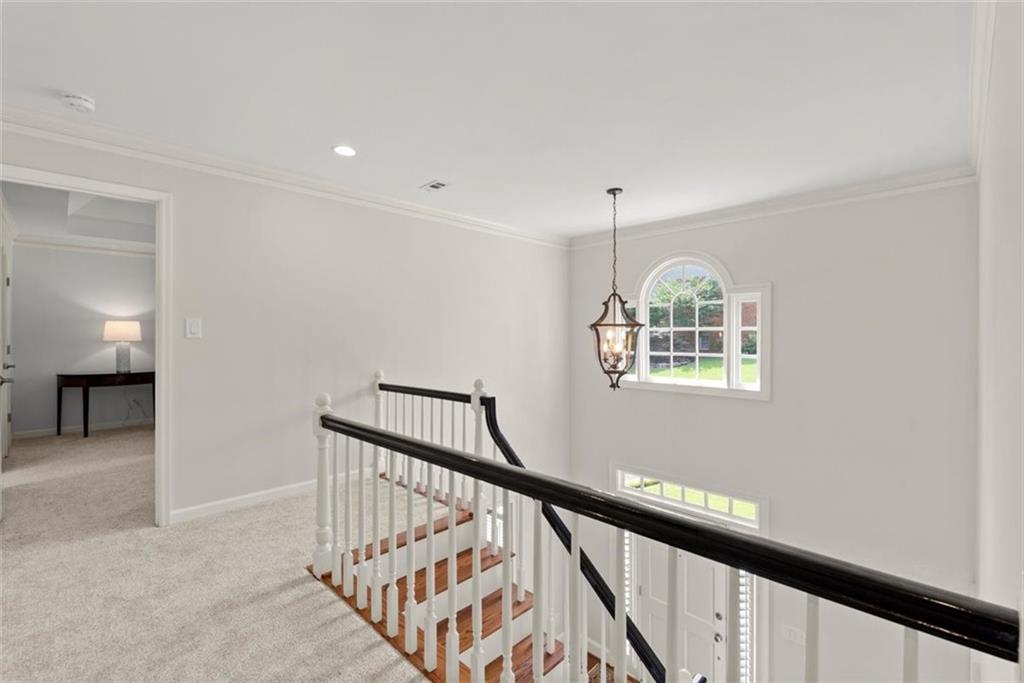 4352 Hampton Woods Drive NE