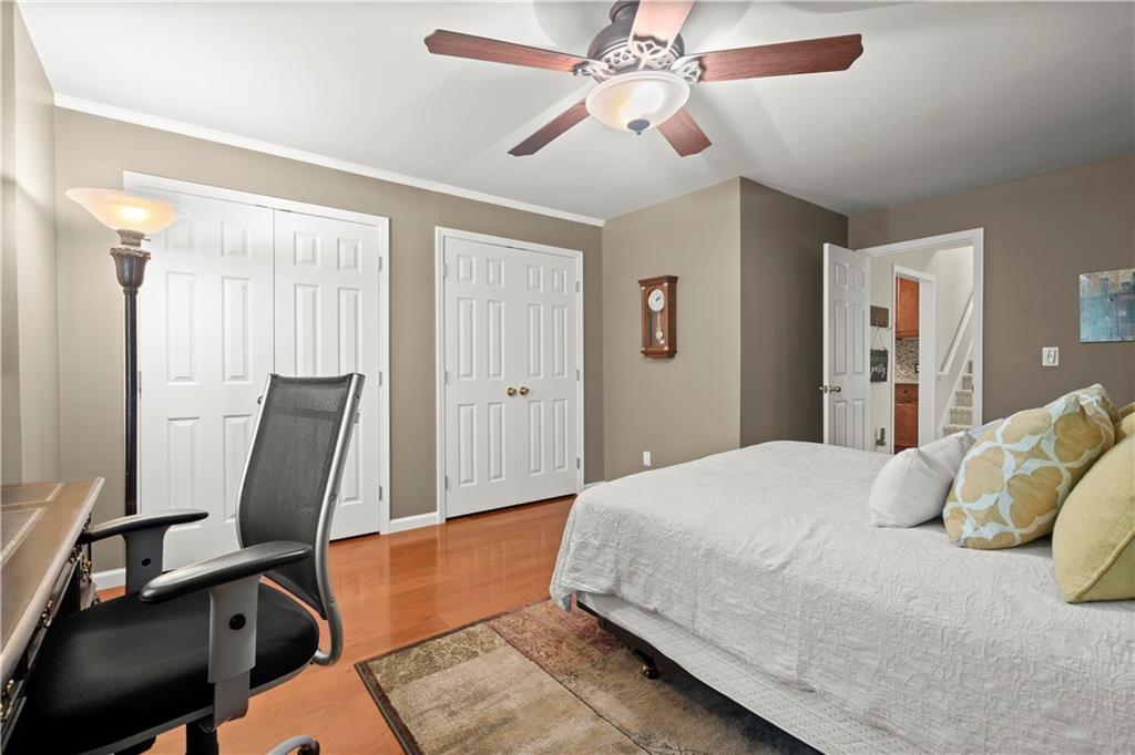 1836 Pemberton Place