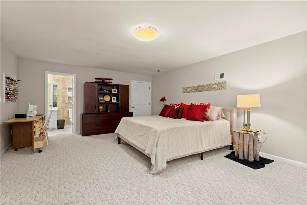 1836 Pemberton Place