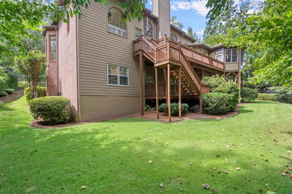 1836 Pemberton Place