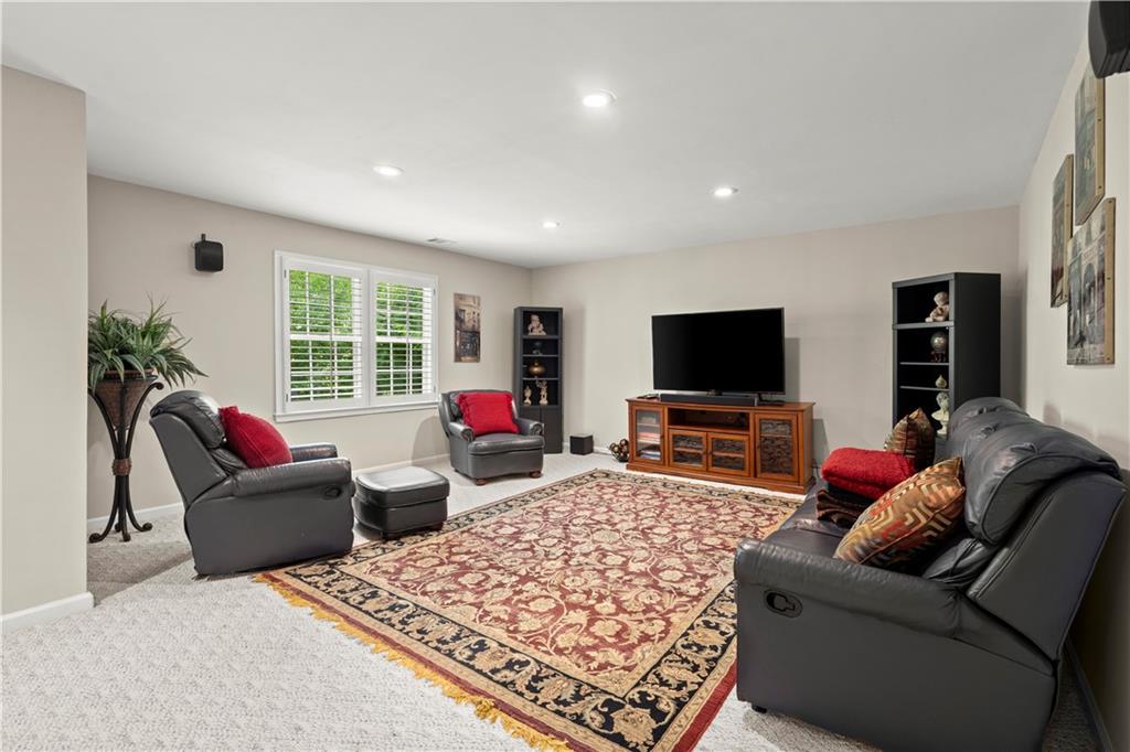 1836 Pemberton Place