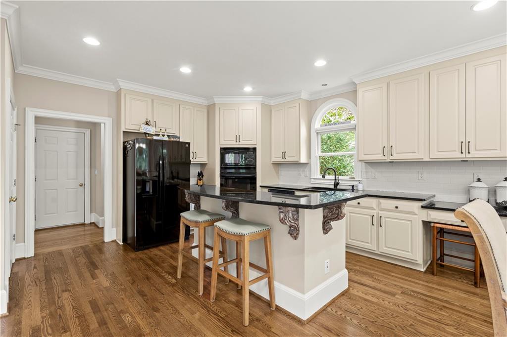 1836 Pemberton Place