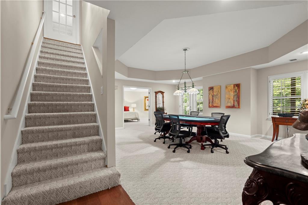 1836 Pemberton Place