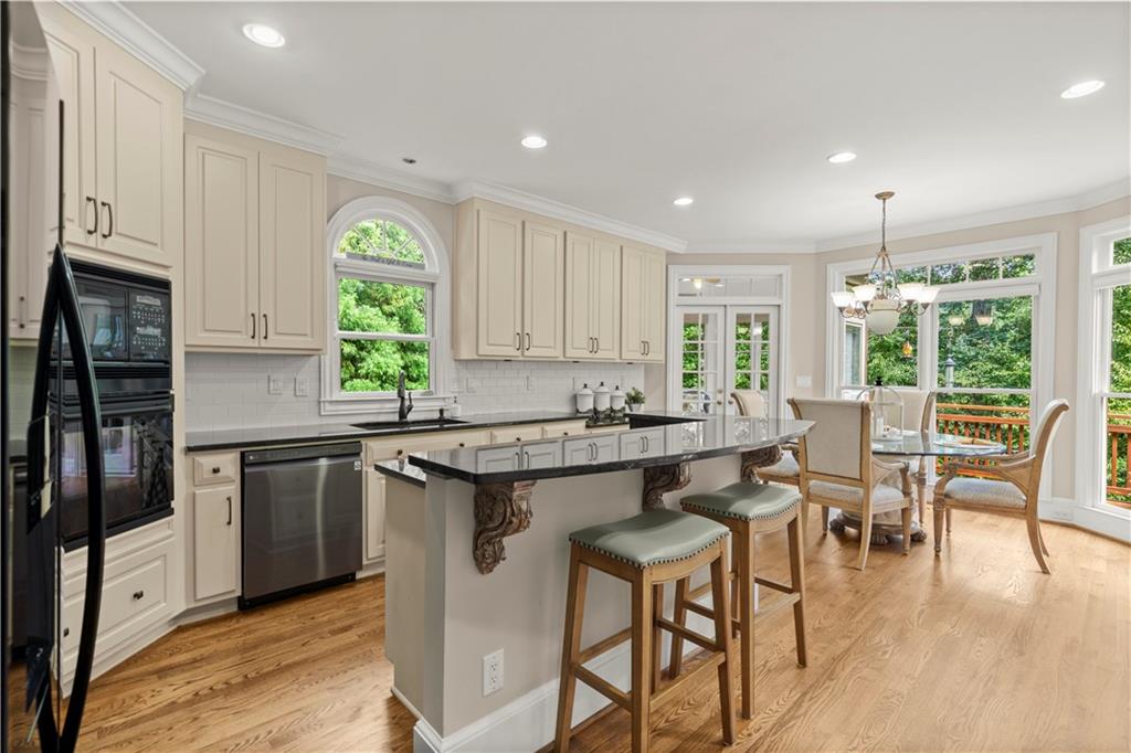 1836 Pemberton Place