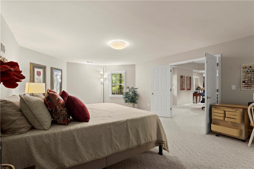 1836 Pemberton Place