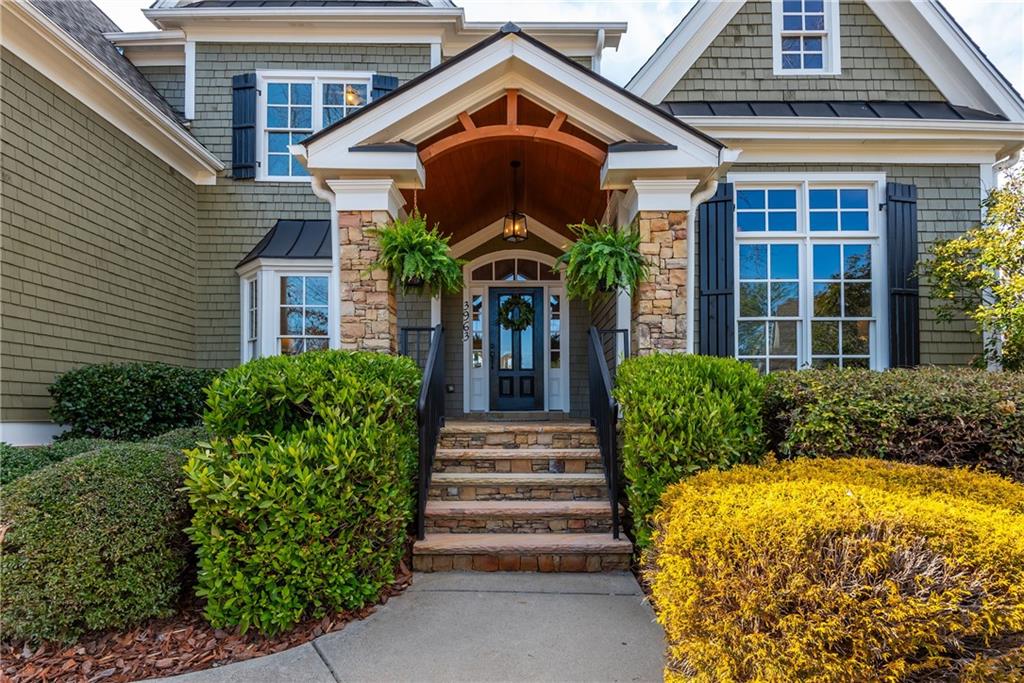 3963 Hazelhurst Lake Drive