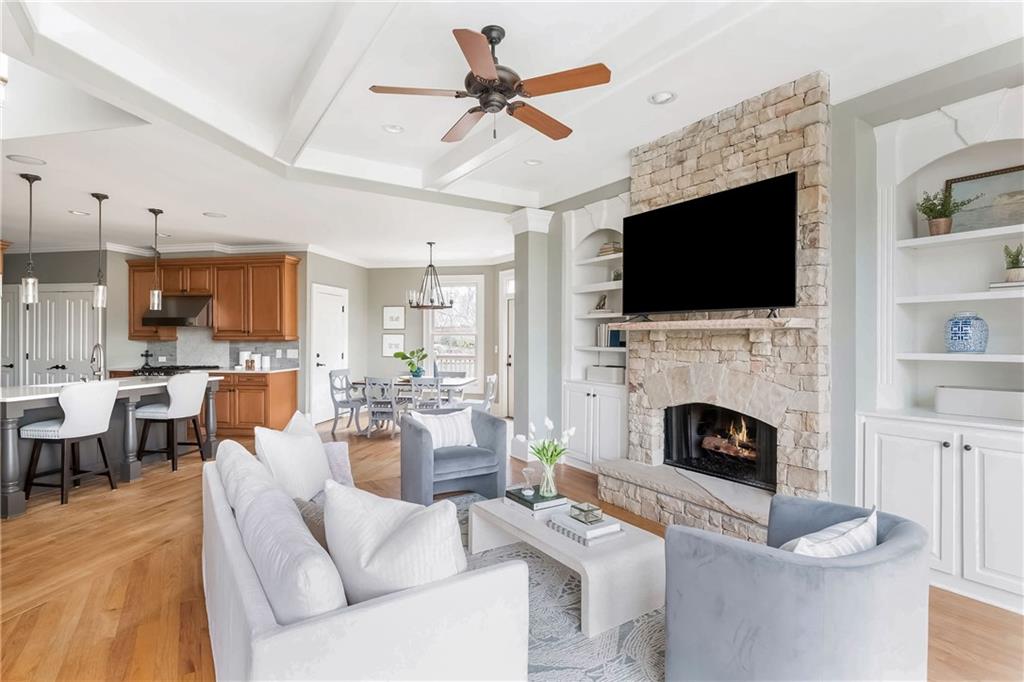 3963 Hazelhurst Lake Drive