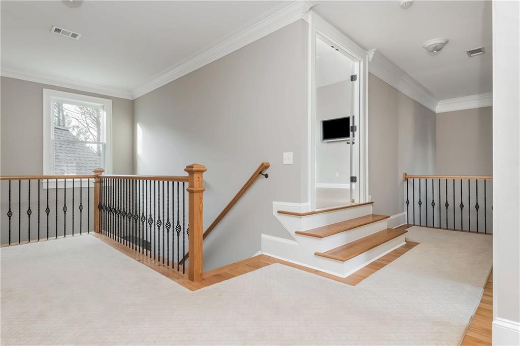 3963 Hazelhurst Lake Drive