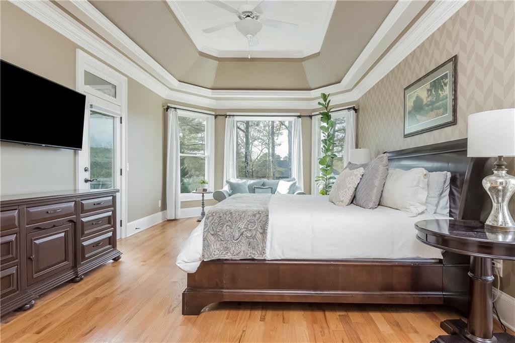 3963 Hazelhurst Lake Drive