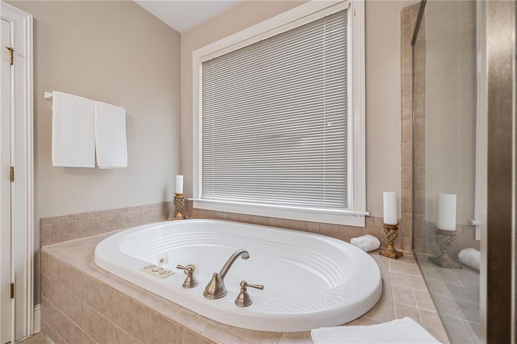 2121 Whitekirk Street NW