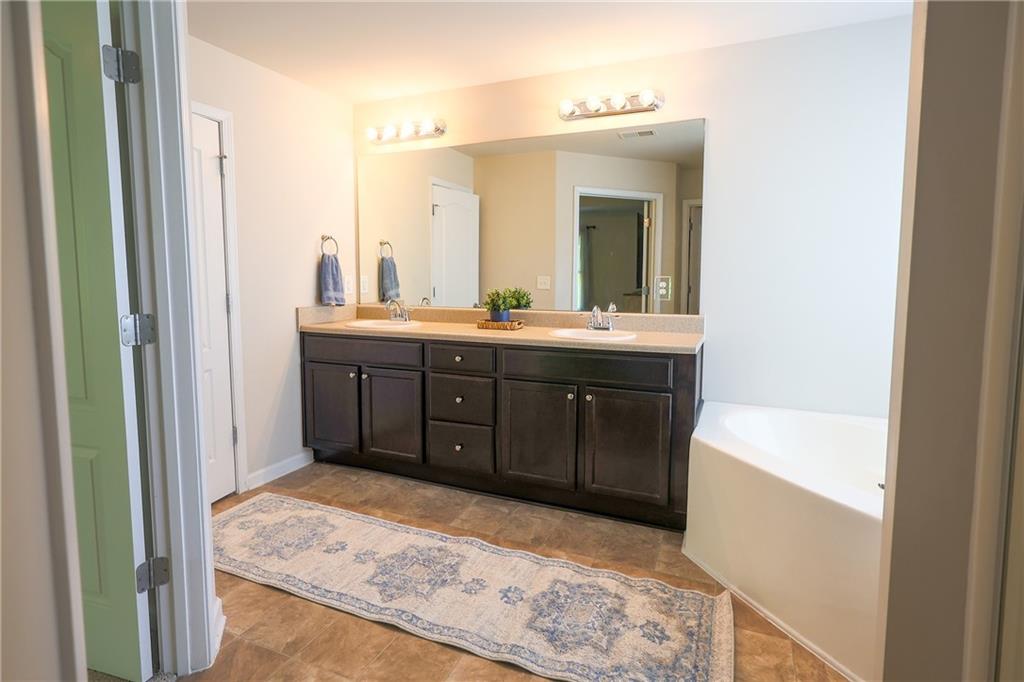 175 Diamond Ridge Avenue