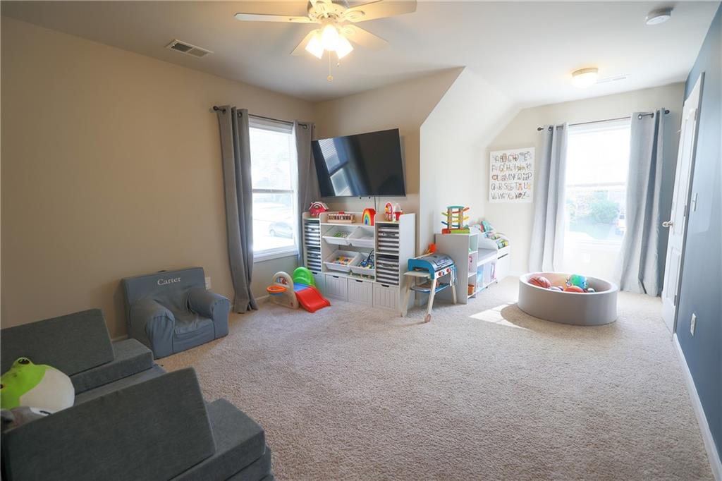 175 Diamond Ridge Avenue