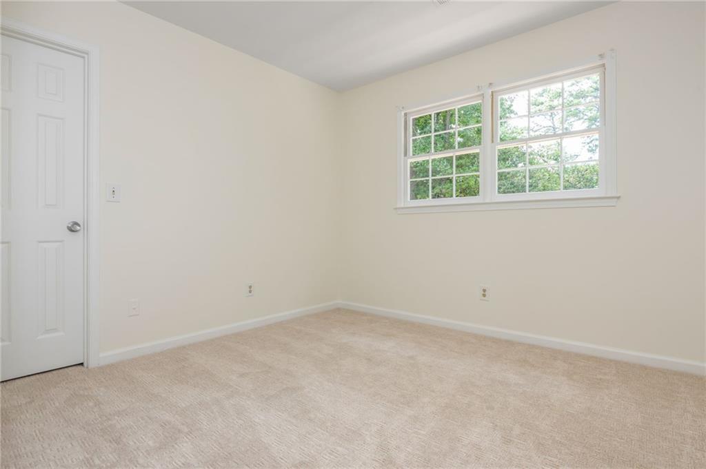 1024 Greyfield Drive SE