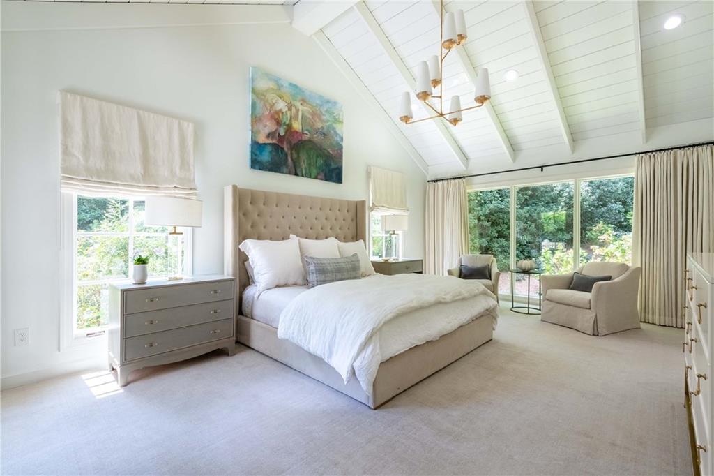 3540 Cochise Drive SE