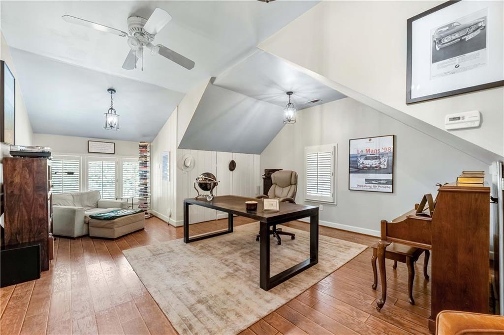 3540 Cochise Drive SE