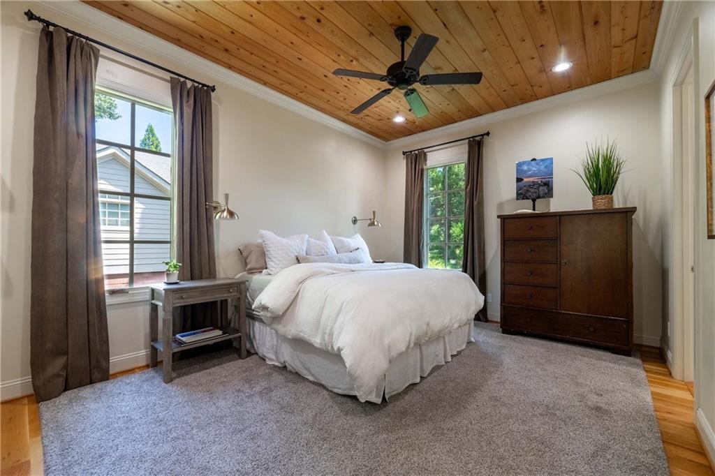 3540 Cochise Drive SE