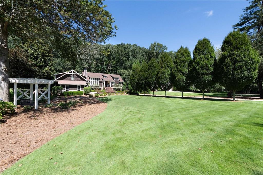 3540 Cochise Drive SE