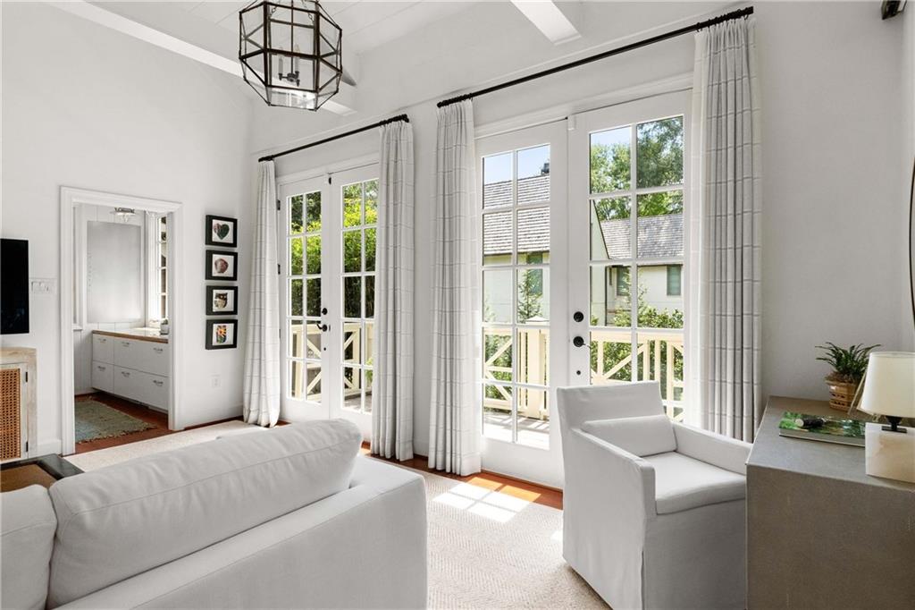 3540 Cochise Drive SE