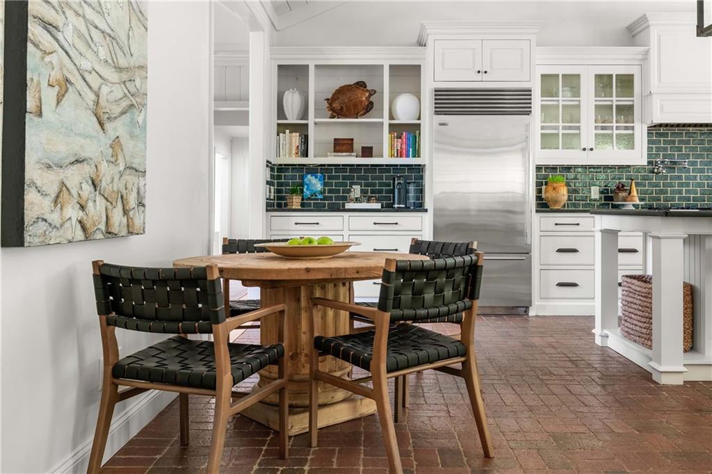 3540 Cochise Drive SE