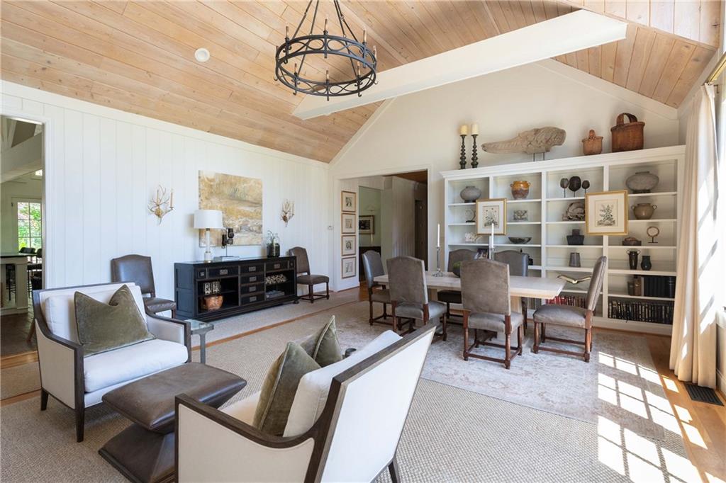 3540 Cochise Drive SE