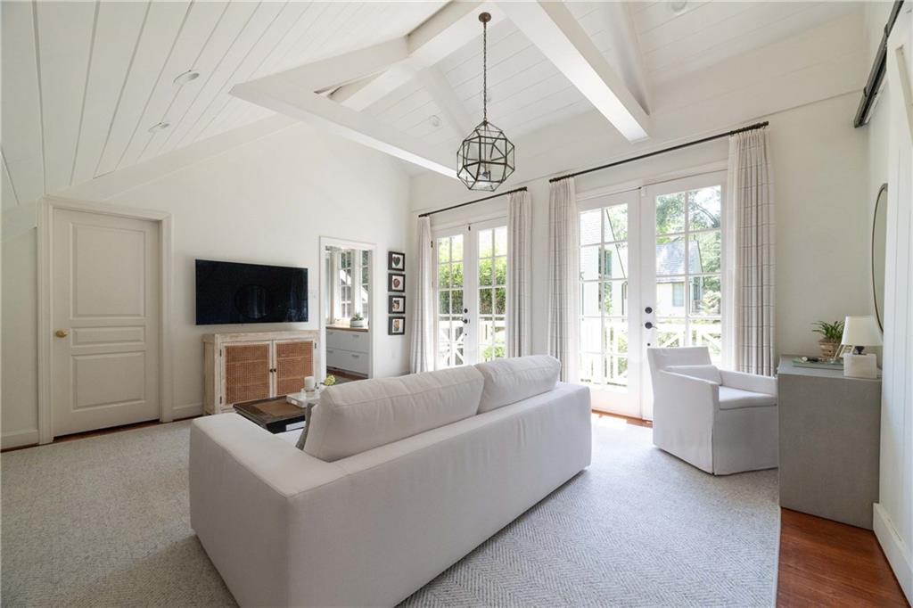 3540 Cochise Drive SE