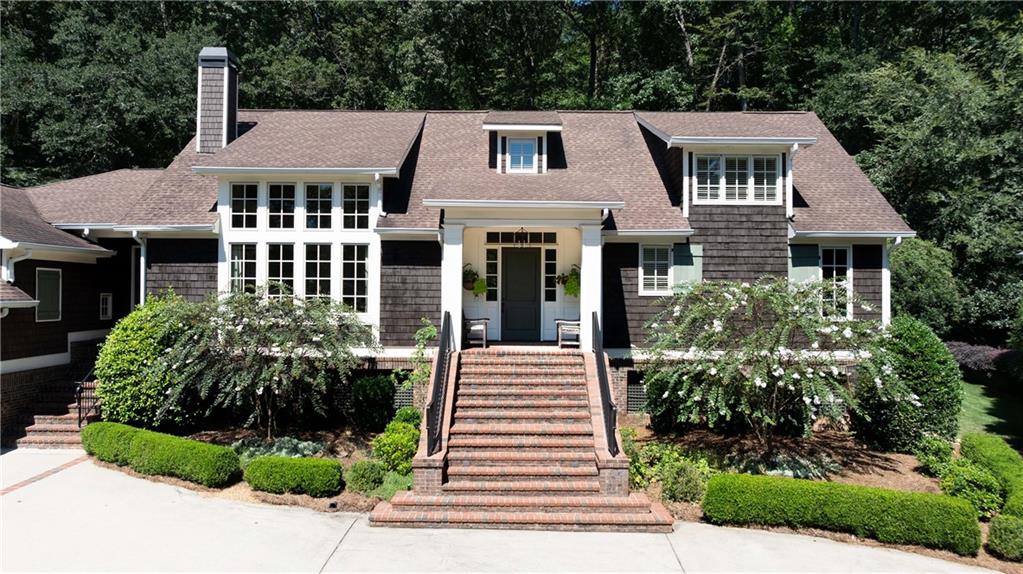 3540 Cochise Drive SE