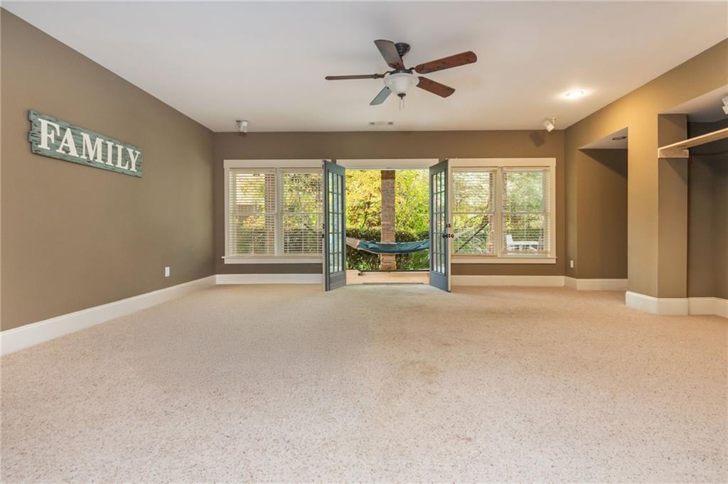 4150 Chimney Heights NE