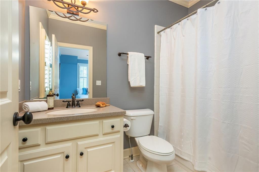 4150 Chimney Heights NE