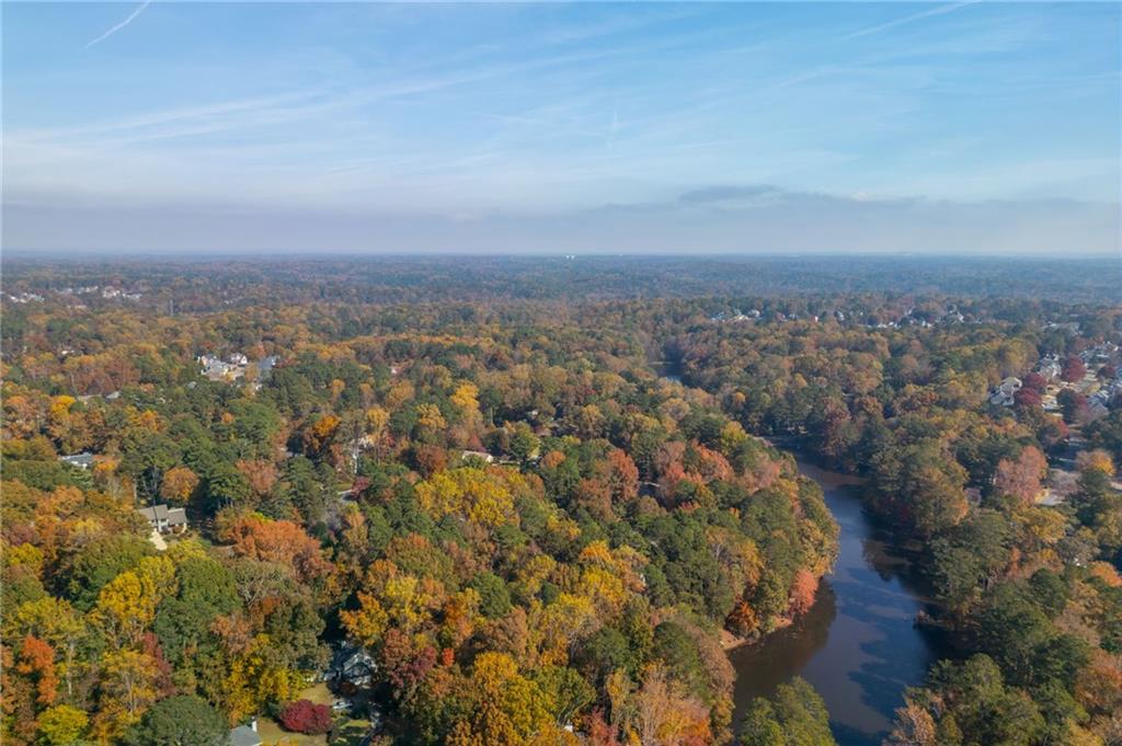 4150 Chimney Heights NE