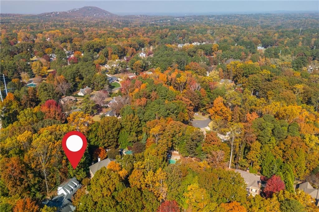 4150 Chimney Heights NE