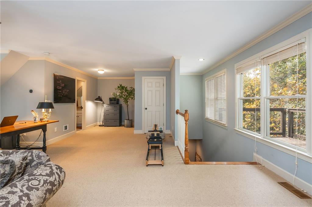 4150 Chimney Heights NE